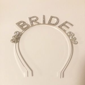 Bride-To-Be Headband 👰🏻